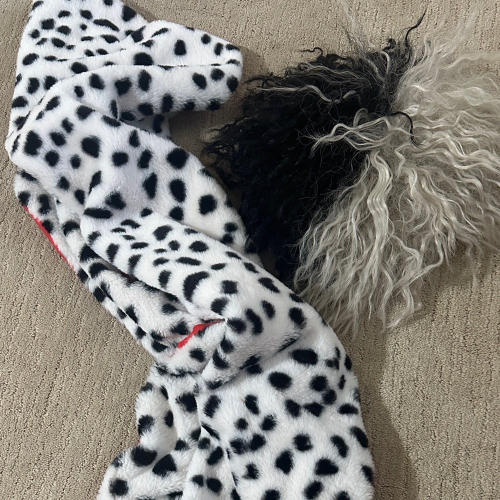 cruella deville wig and shawl